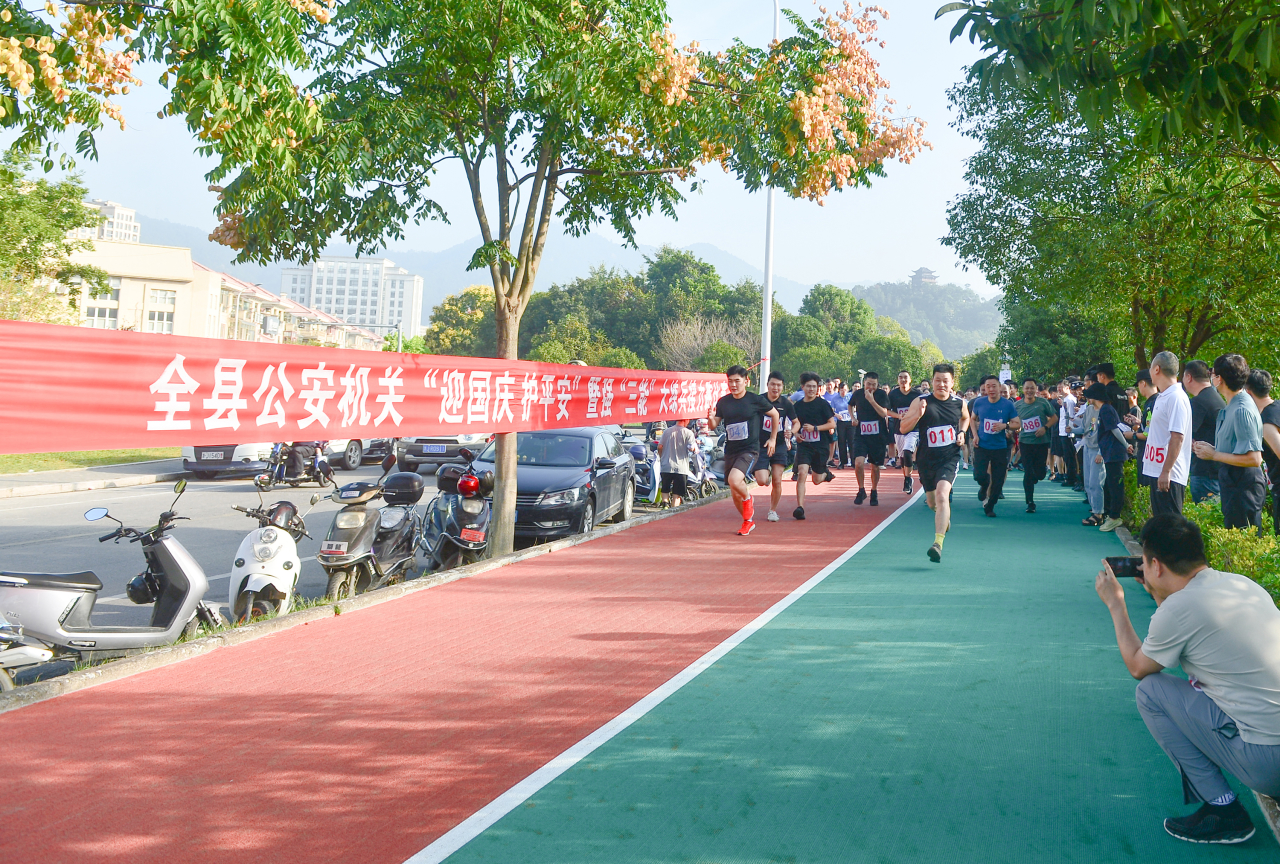 大练兵 砺精兵